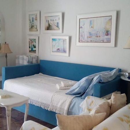 Kerry'S Cosy Apartment Vári Dış mekan fotoğraf